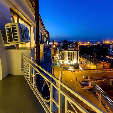Apartment On Grecheskaya 5 Одесса Экстерьер фото